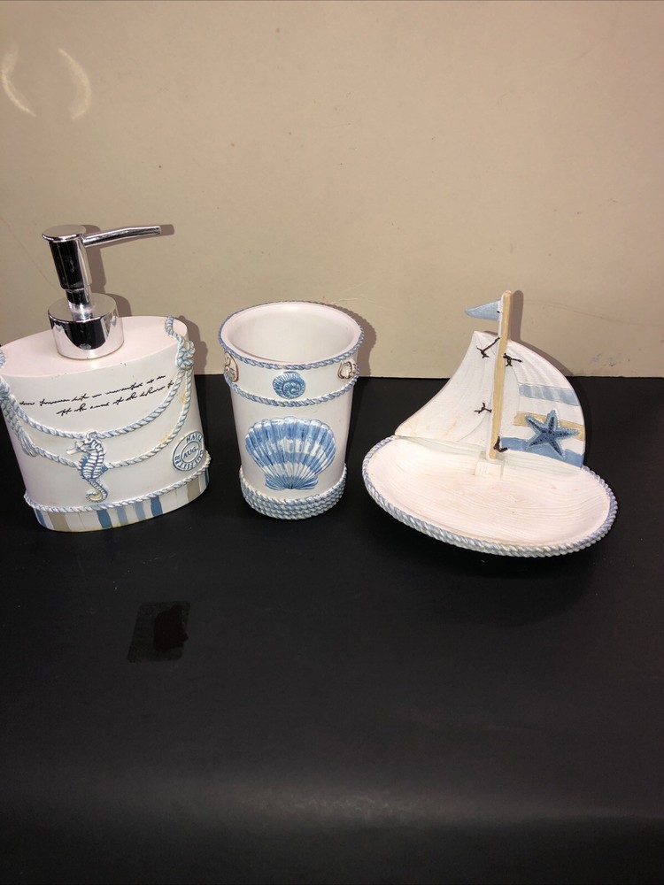 Island View Set Toothbrush, Soap dish & Lotion Dispenser