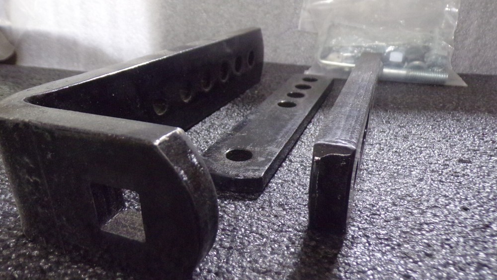 Equal-i-zer Sway Control Bracket, 95-01-5600(G)