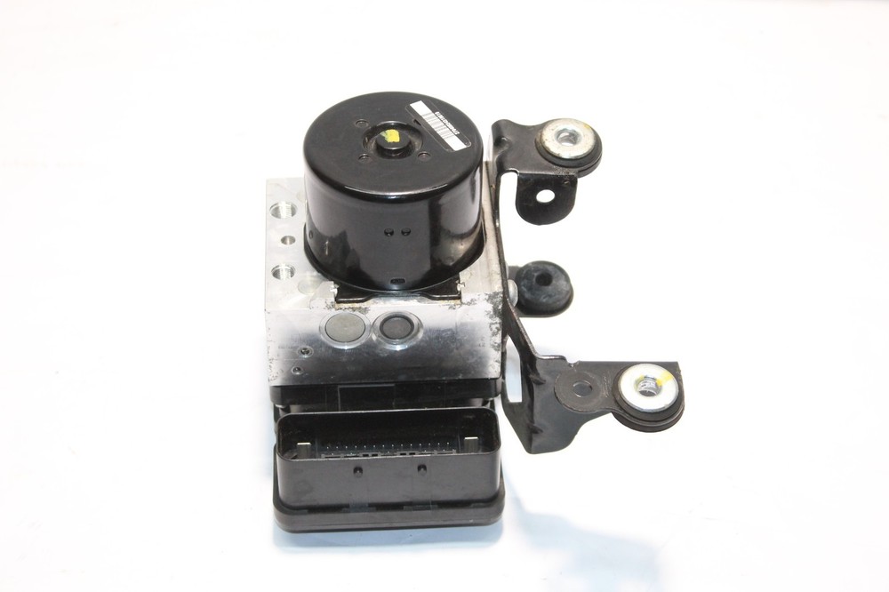 RANGE ROVER EVOQUE ABS Pump 2.2 BJ32-2C405-AE 2011