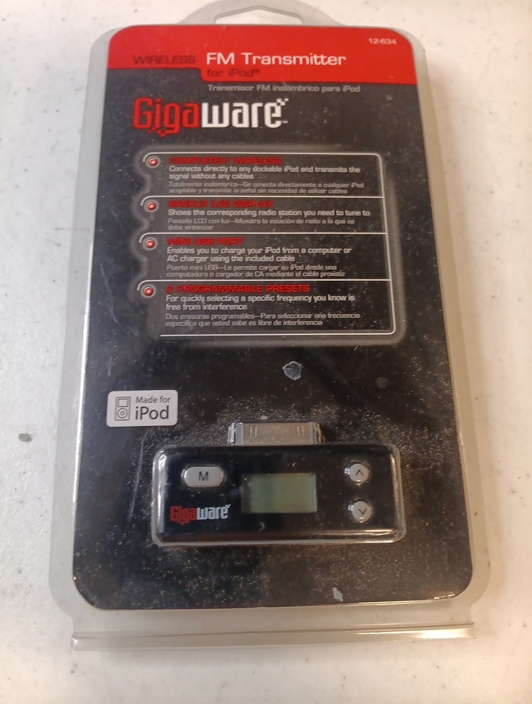 Gigaware Wireless FM Transmitter FOR IPOD.  12-634