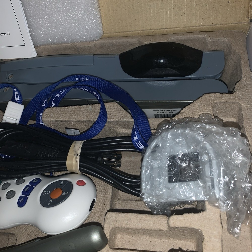 DYMO Mimio Bundle Learning Teaching View/Teach/Interactive/Pad Whiteboard Lamp