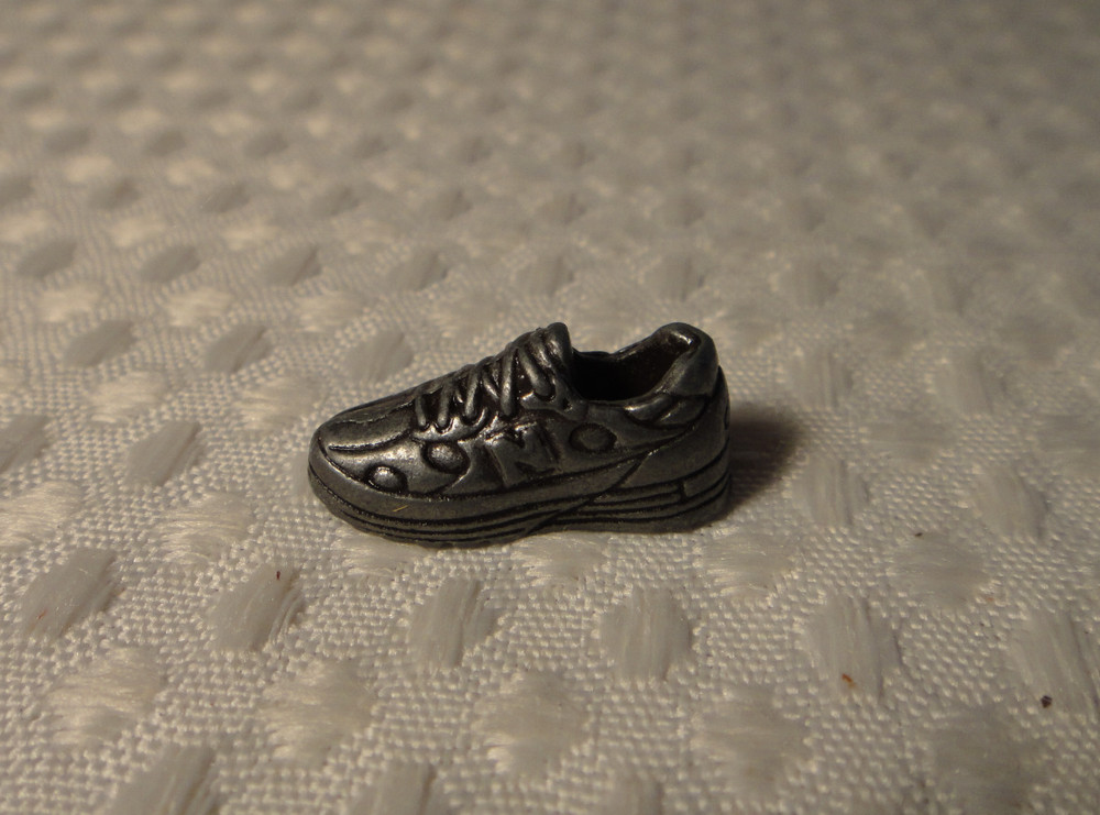Monopoly Sneaker Replacement Part Game Piece Token Mover Here & Now
