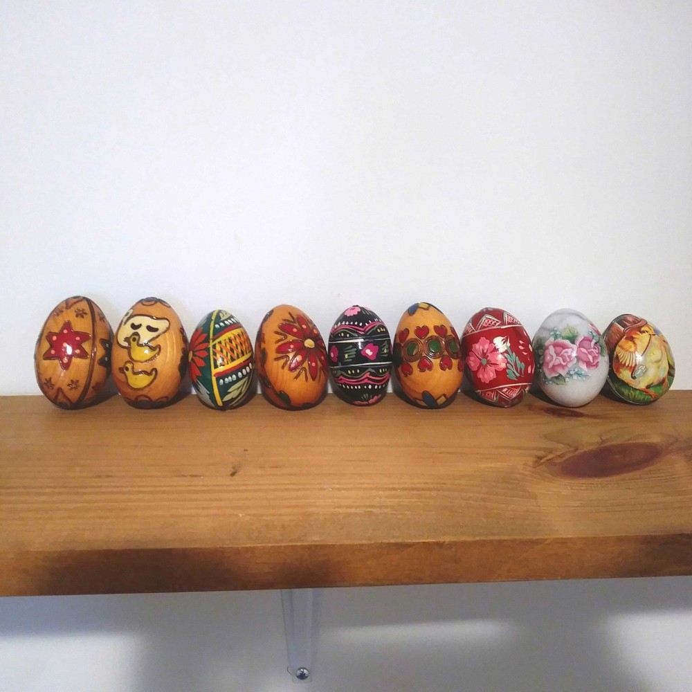 Painted Easter Eggs Decor 9x