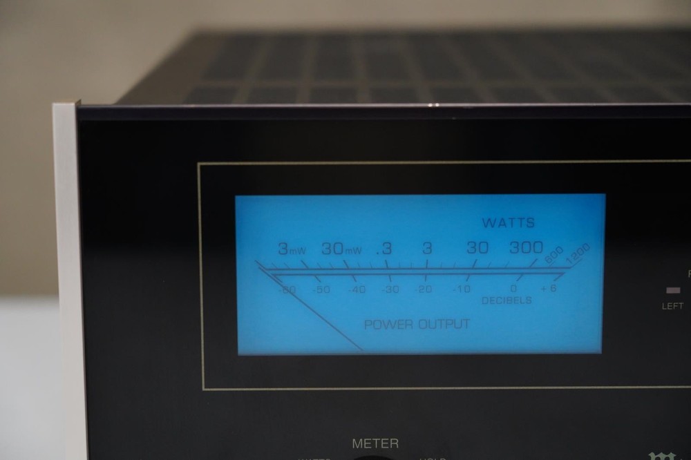 McIntosh MC300 Solid State 300W Power Amplifier Serviced #48192