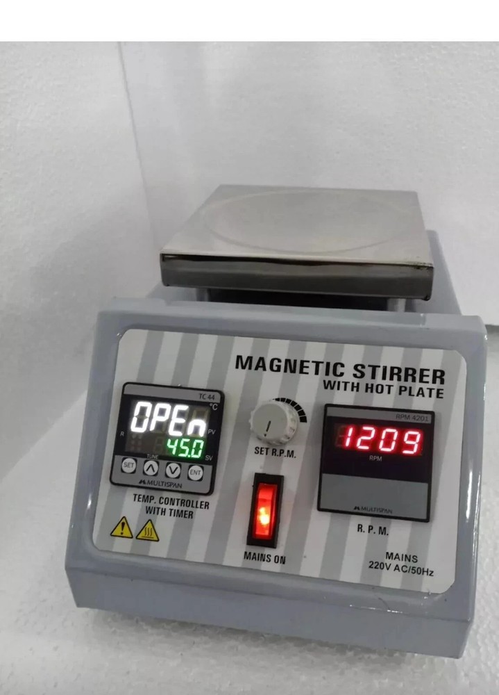 MAGNETIC STIRRER WITH HOT PLATE DIGITAL