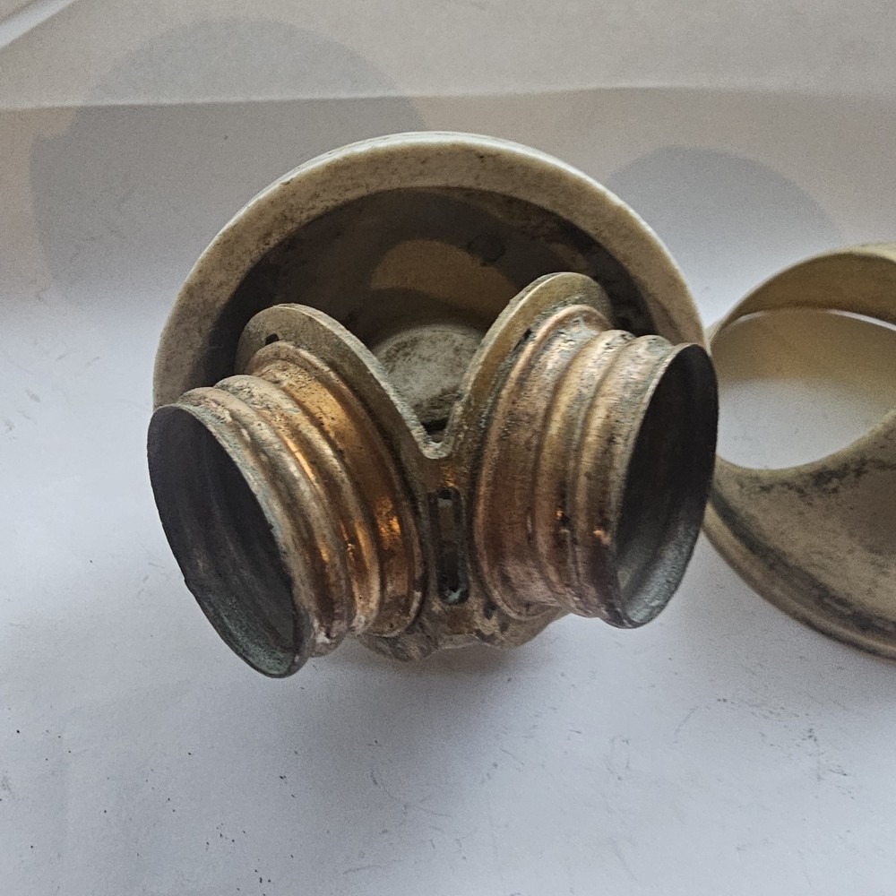 1908 Benjamin porcelain and brass double bulb socket adapter
