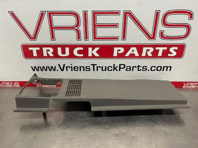 PETERBILT S60-1558-0001720 INTERIOR TRIM PANEL RH