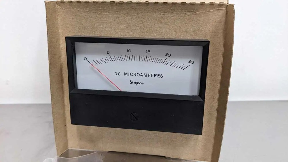 Simpson 523 Panel Meter 0-25 DC Microamps Cat No 15015
