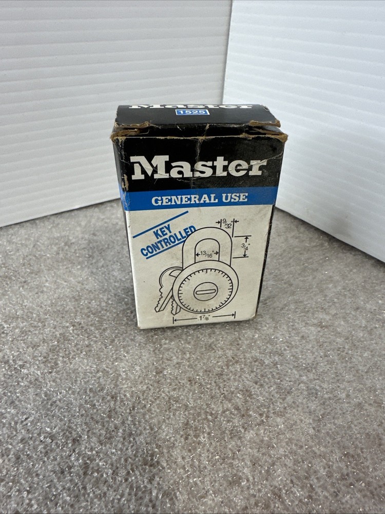 Standard Masterlock Combo Locker lock padlock 1525 no Control key included