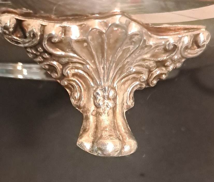 VTG Silver Plated Large Bowl/Covered Dish W/Lid & Pyrex Glass bowl insert