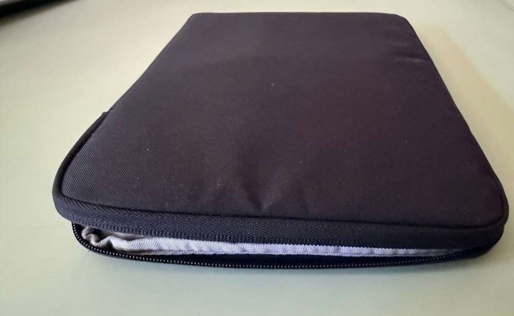 Wacom Intuos Medium Bluetooth Tablet with extras - OPEN BOX - model: CTL6100WLE0