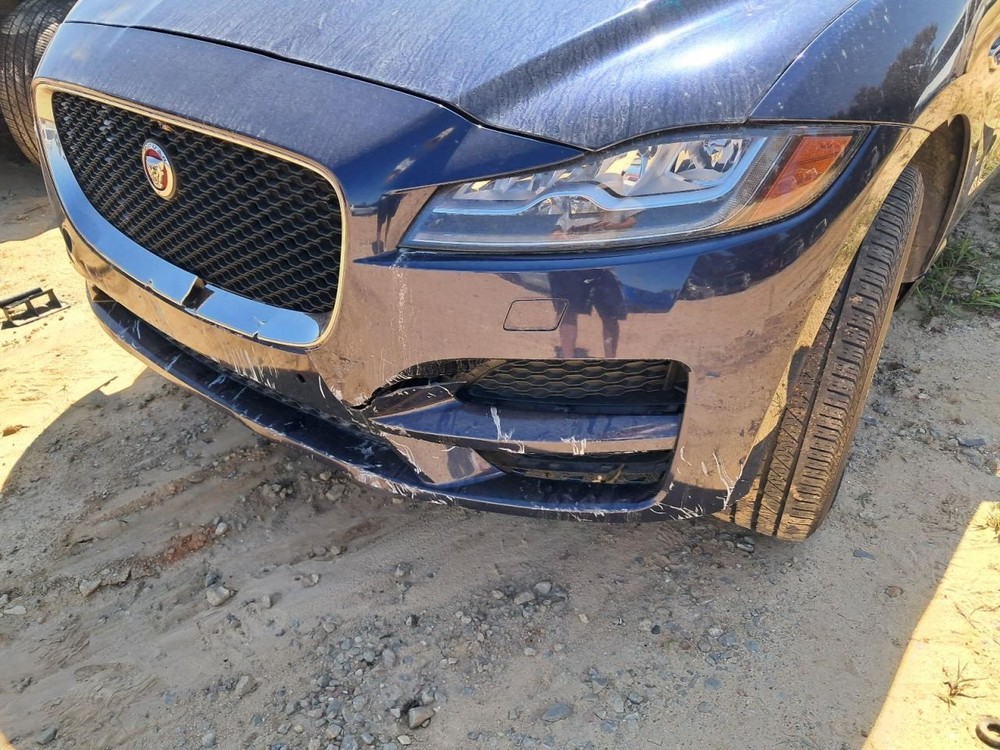 Fuse Box Engine VIN X 8th Digit Fits 18 F-PACE 4782961