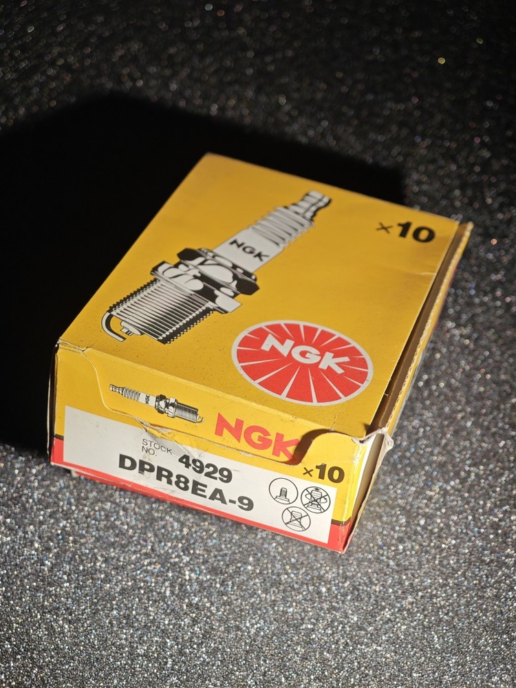 NGK Candle - DPR8EA-9