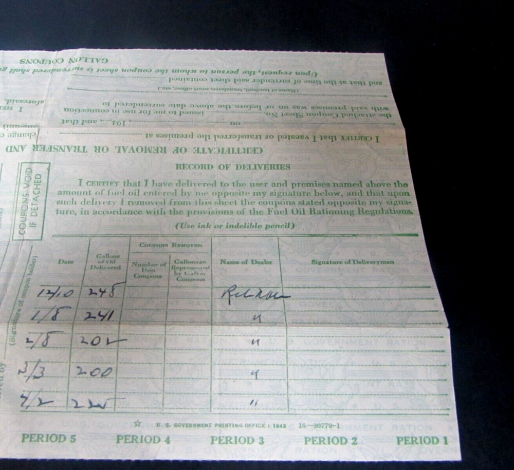 1943 V - FUEL OIL RATION COMSUMER - COUPON