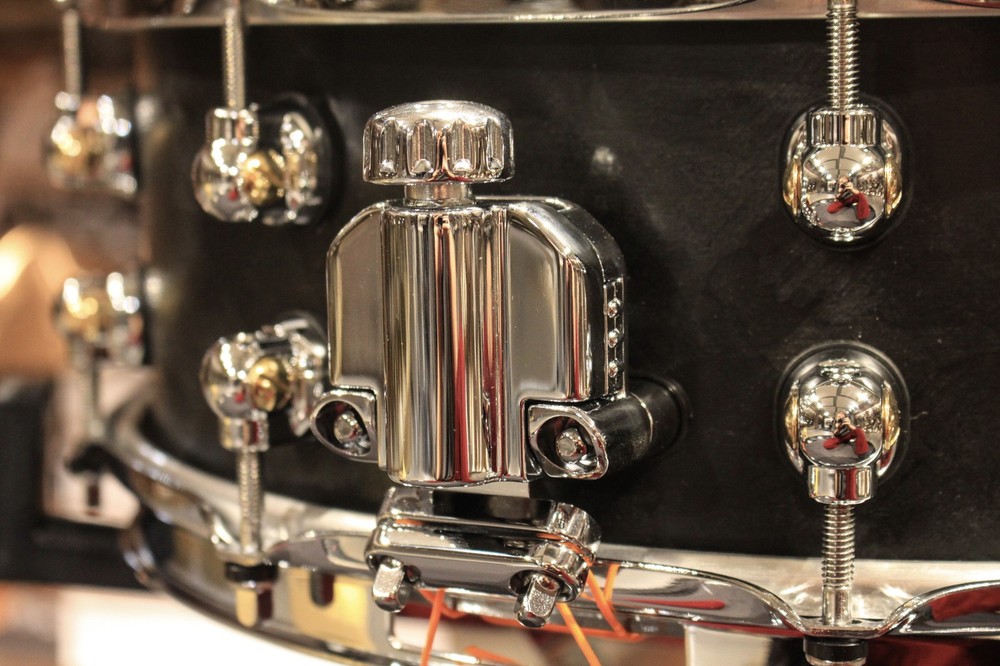 Pearl Vector Cast 14"x5" Snare Drum - New!