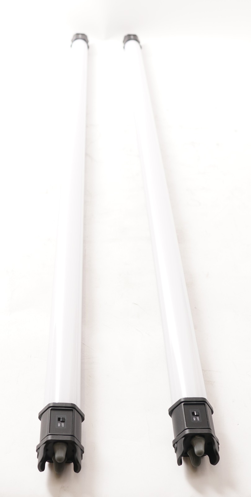 Nanlite PavoTube II 30C 4' RGB LED Tube Light 2-Light Kit with 2700-7500K CCT