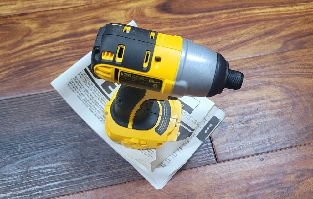 DeWalt Model DC825 18V Impact Driver 1/4” (Tool Only)