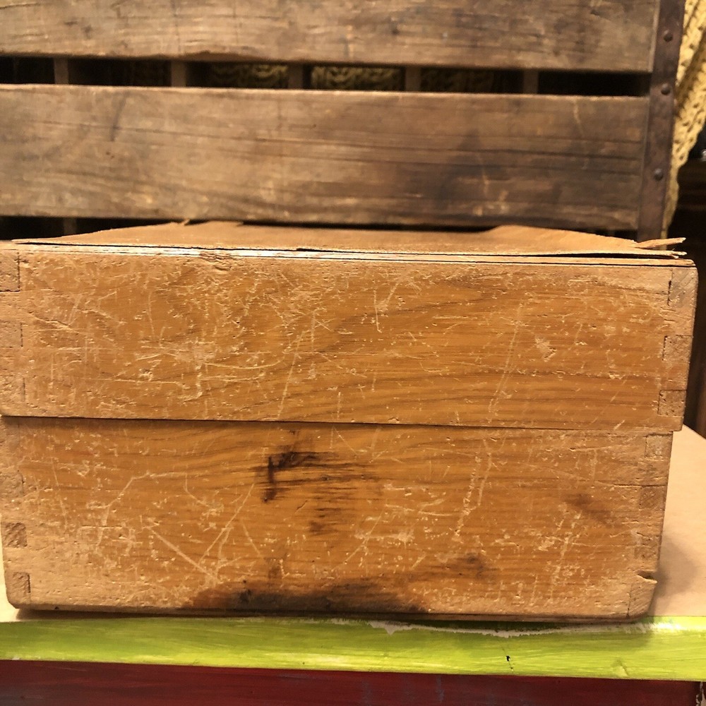 Vintage Microscope with Box Untested