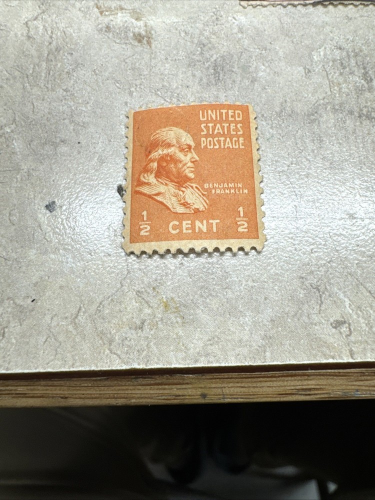 Vintage 1/2 Cent Postage Stamp Featuring Benjamin Franklin 1938 VF