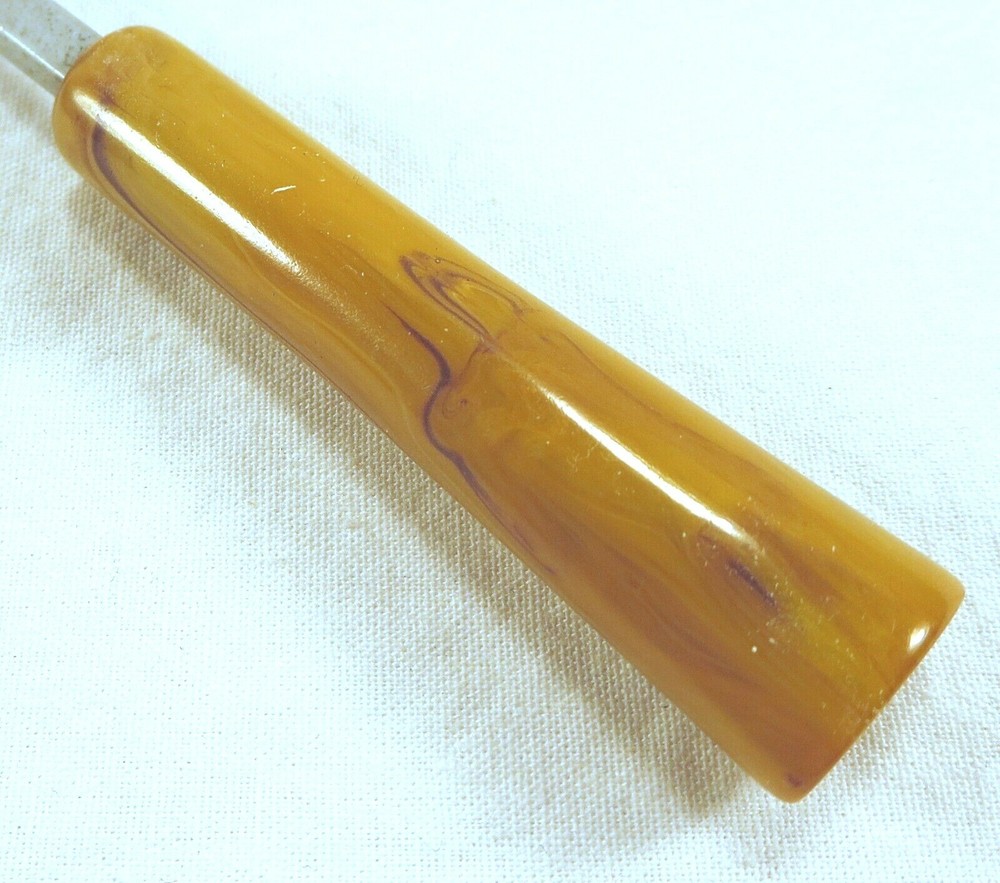 Seamstress PATTERN TRACING WHEEL with VINTAGE BAKELITE HANDLE 6 1/4"