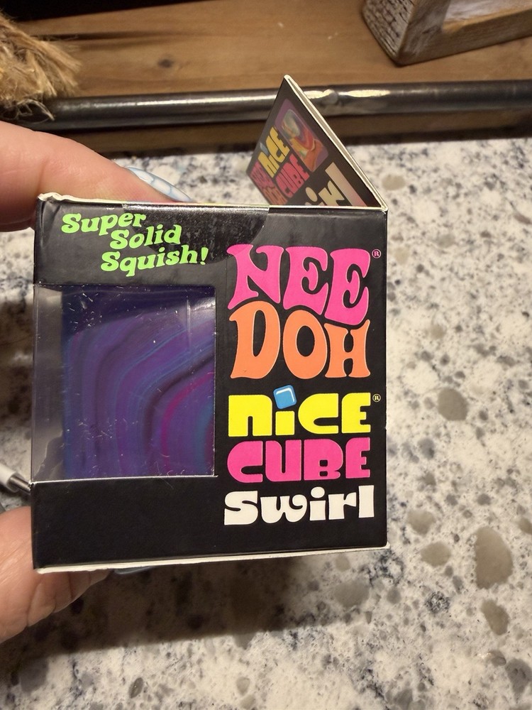Needoh Nice Cube Swirl - Blue/pink
