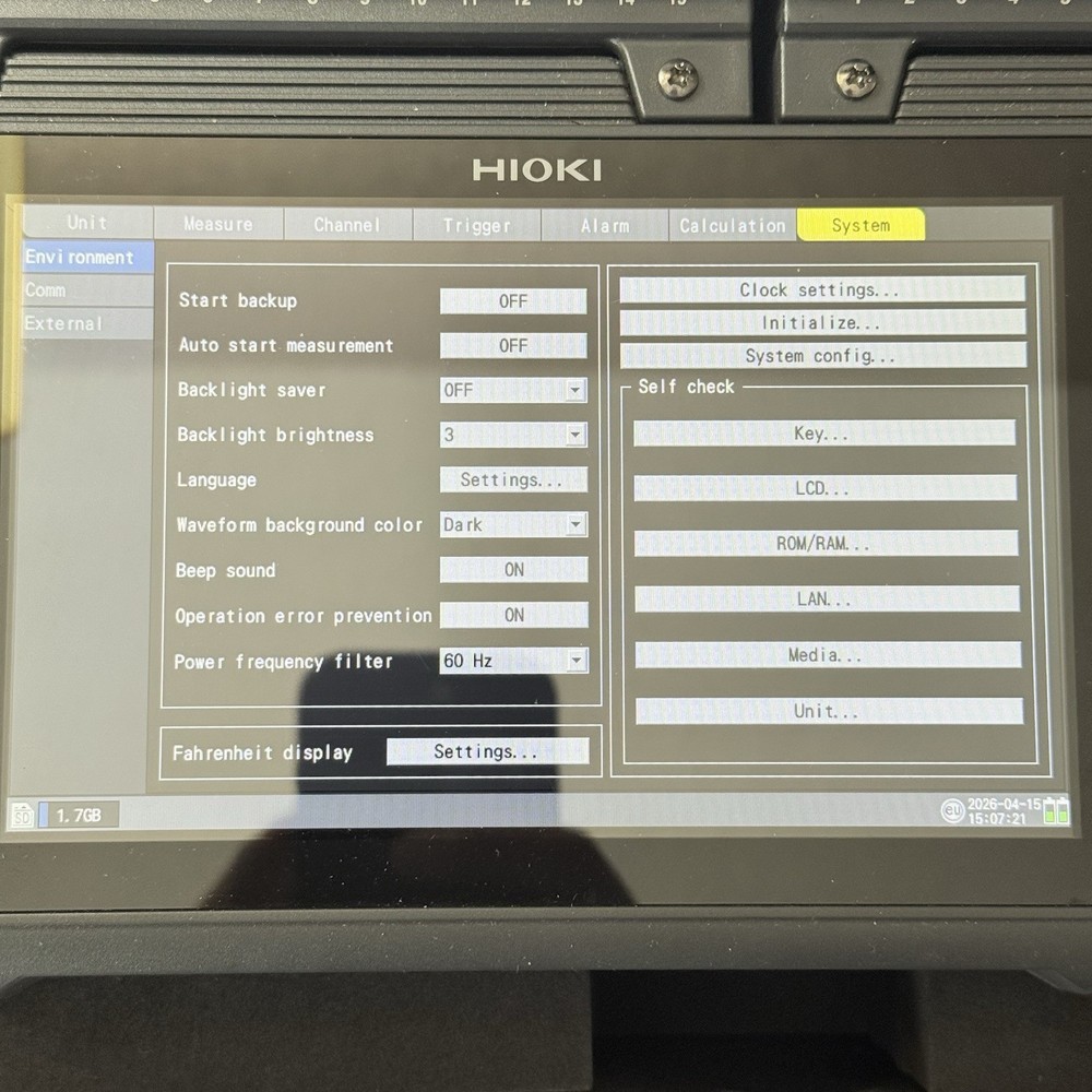Hioki Data Memory Logger HiLogger LR8450 With (2) Voltage Temp Unit U8550