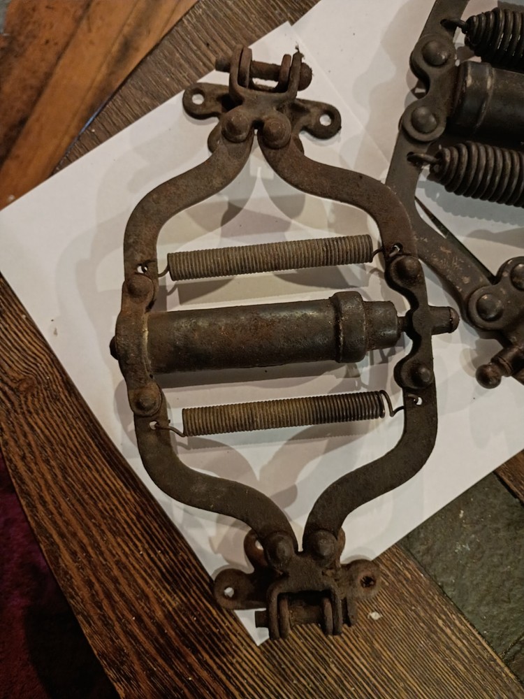 Kant Slam Spring. Antique Door Closures