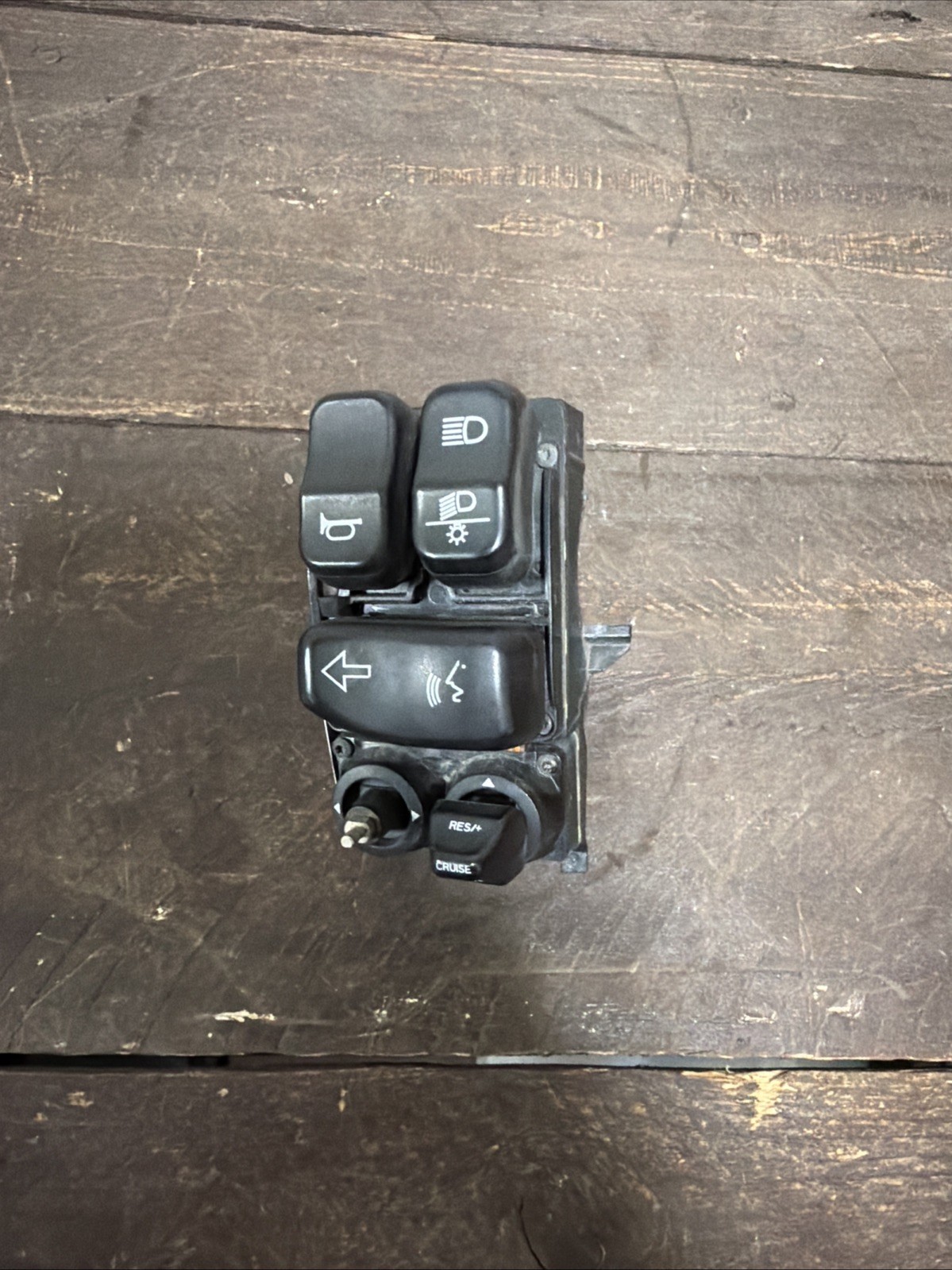 2014-2023 OEM Harley Davidson Touring LEFT Switch Pack Control Switch 71500091