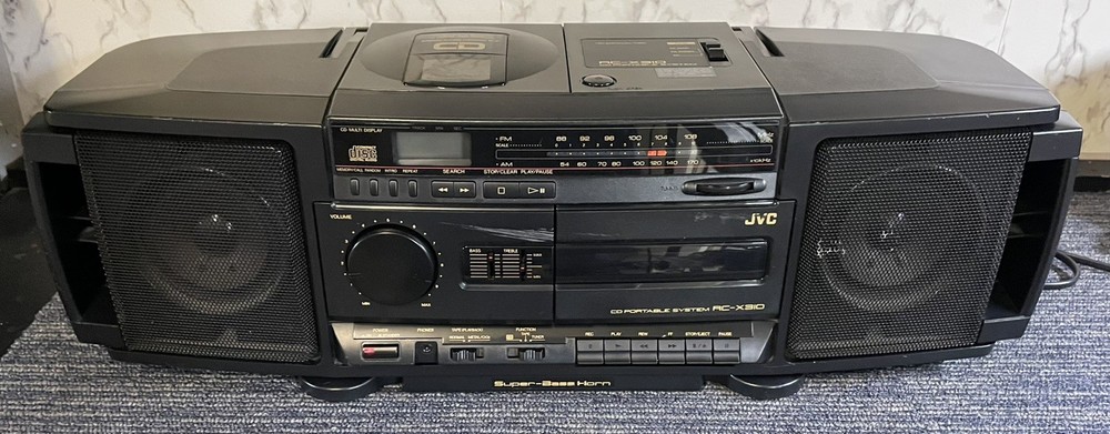 JVC RC-X310 FM/CD Portable Stereo System