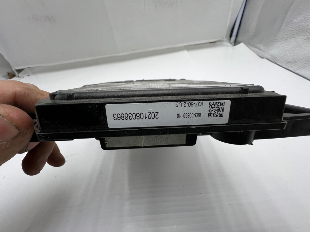 Enphase IQ7 Grid Support Interactive Microinverter 16-48V DC * BROKEN*