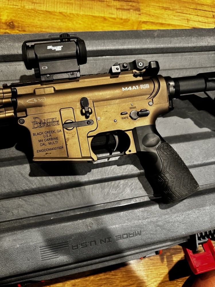 Airsoft Gun and Gear Bundle