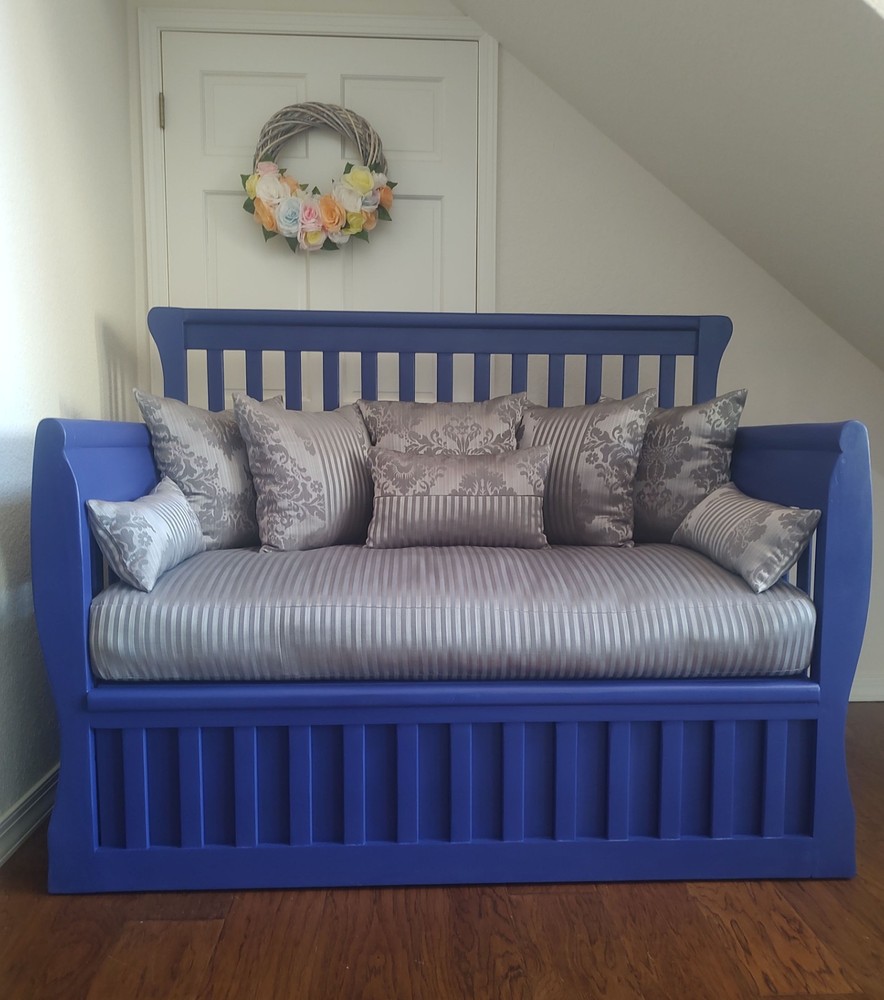 New conversion storage bench with cushions