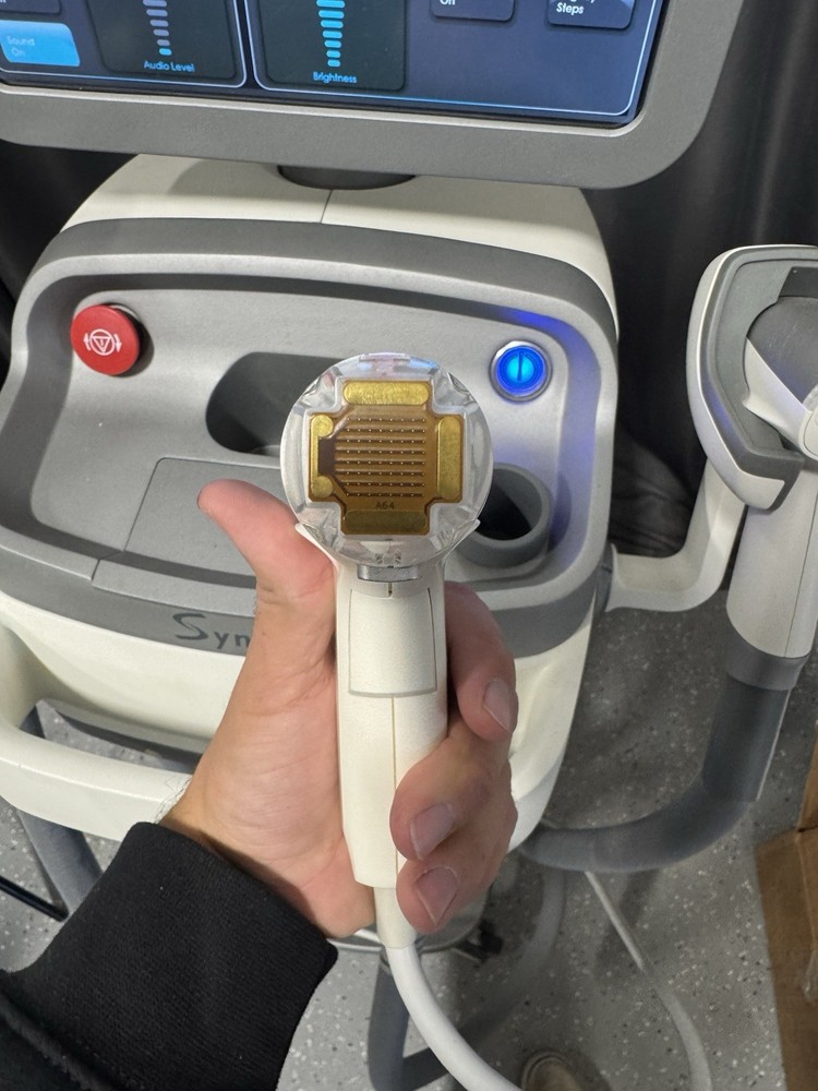 Used 2012 Syneron Elos Plus
