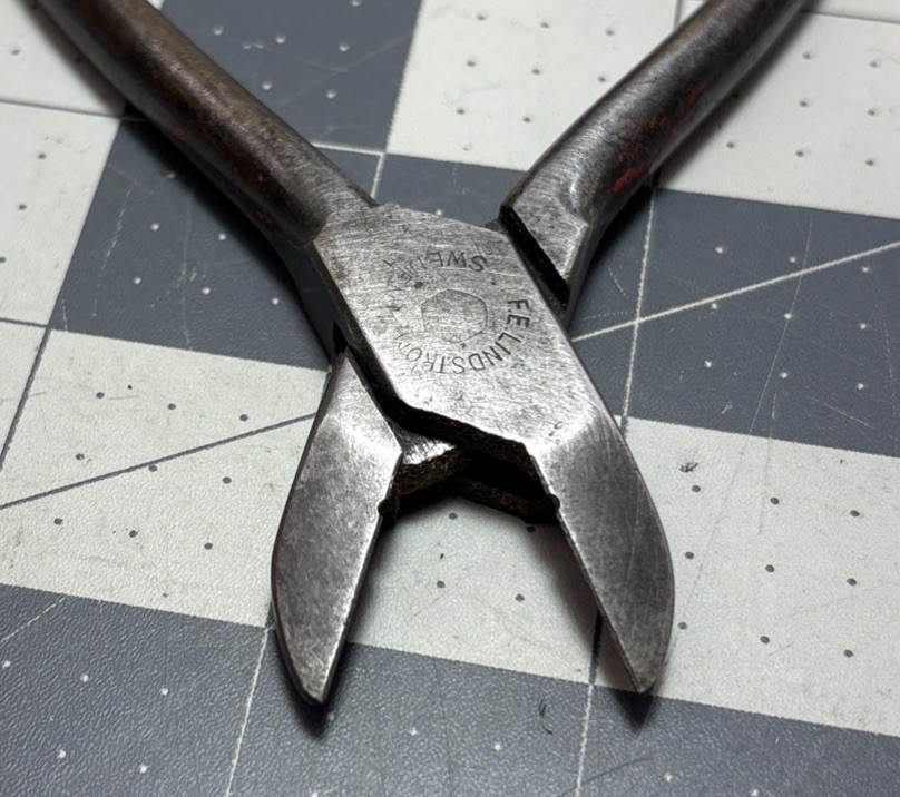 F.E. Lindston Sweden Bell System Cutter Tools