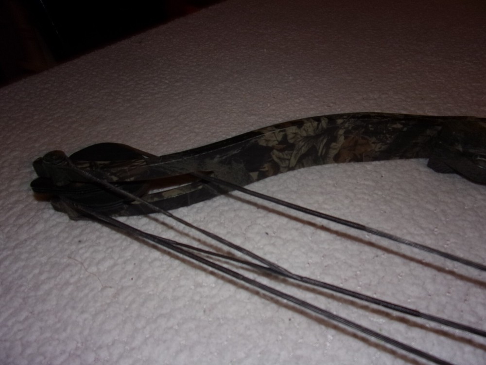 Youth Compound Bow with Long Draw
