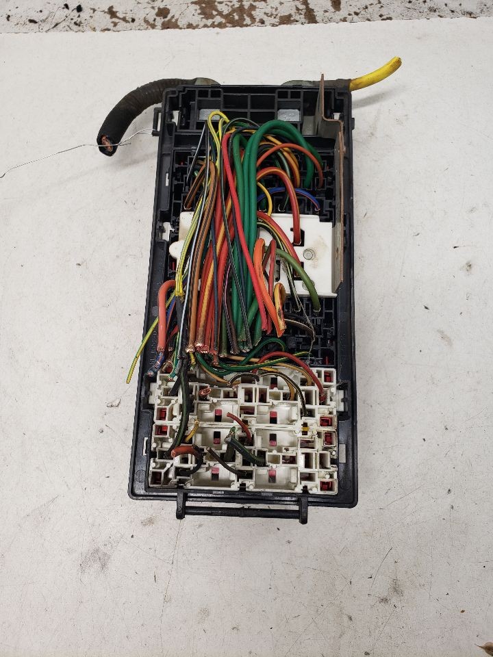 Used Fuse Box Engine fits: 2004 Ford E350 VAN Grade A