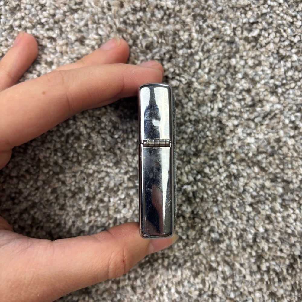 Zippo 2000 Barrett Smythe Soaring Eagle Silver Emblem