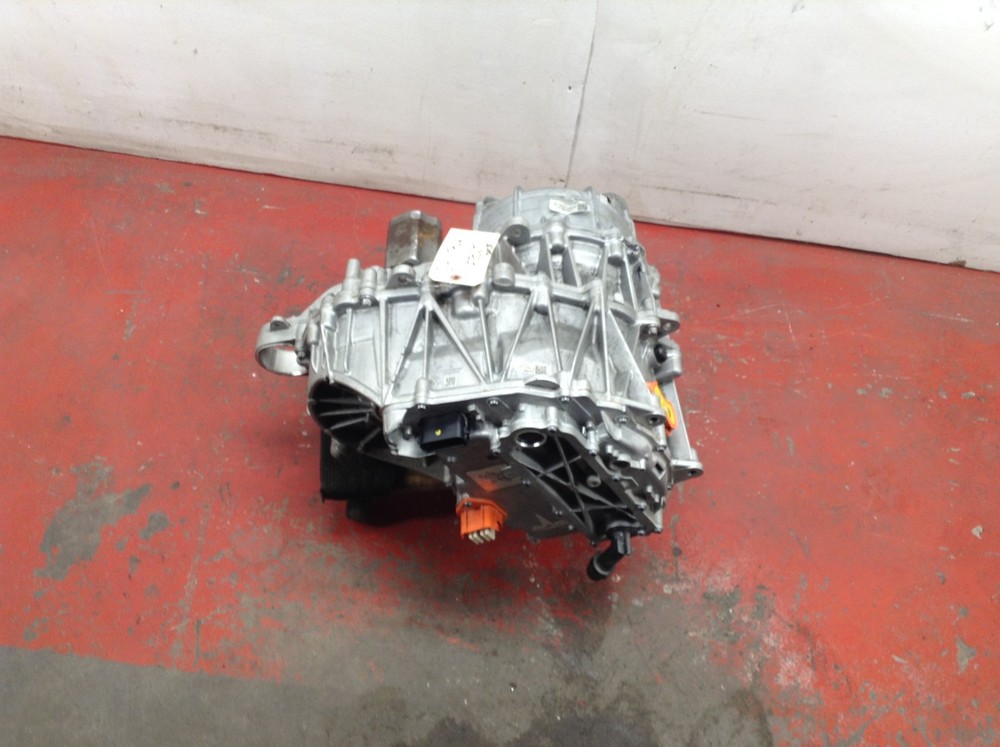 20-24 TESLA MODEL Y PERFORMANCE FRONT DRIVE UNIT ENGINE MOTOR OEM