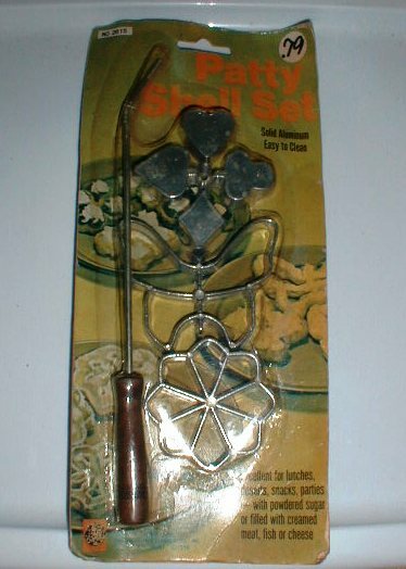 PATTY SHELL SET - 4 PIECE SET - VINTAGE - 1978 - ORIGINAL PACKAGING