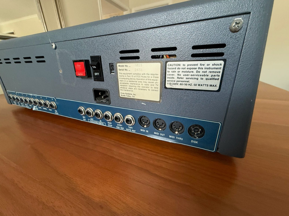 E mu SP12 TURBO Sampling Drum Machine SP-12