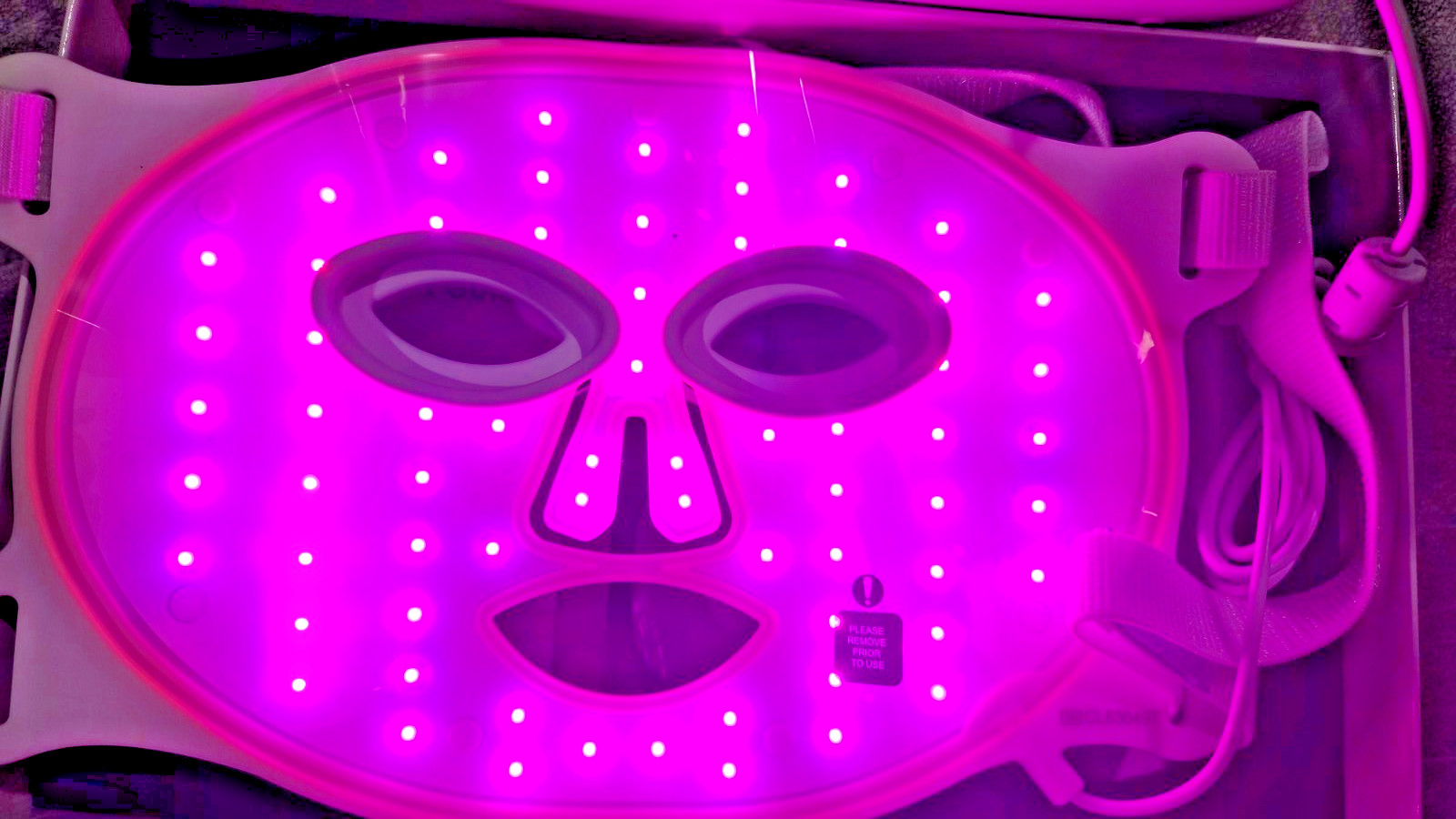 Omnilux Clear LED Light Therapy For Acne Face Mask/ Read description!- MASK ONLY
