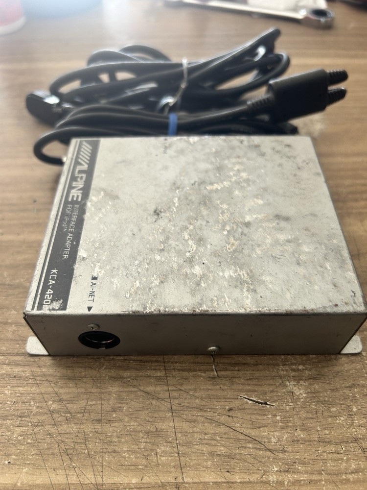 Alpine KCA-420i Interface Adapter For Apple iPod Radio Adapter Module With Cable