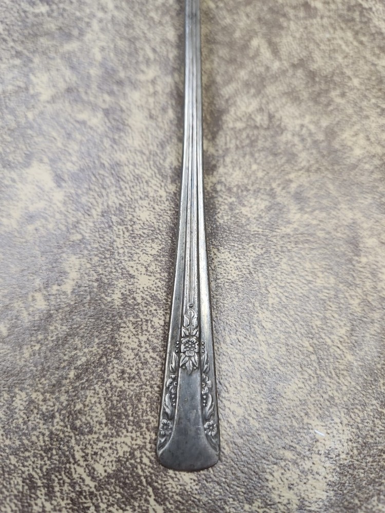 1940 International Silver Camelia Silverplate Floral Teaspoon 7.5"