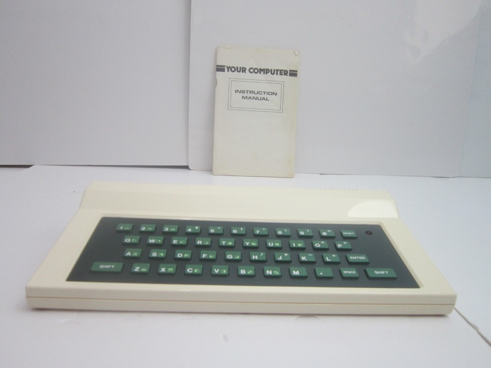 Sinclair & Lambada Clone PC 8300/IQ 8300 'YOUR COMPUTER' Clone with Manual Rare