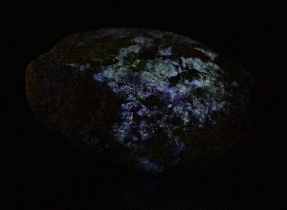 Fluorescent Phosphorescent Color Change Hackmanite Specimen 182 Gram
