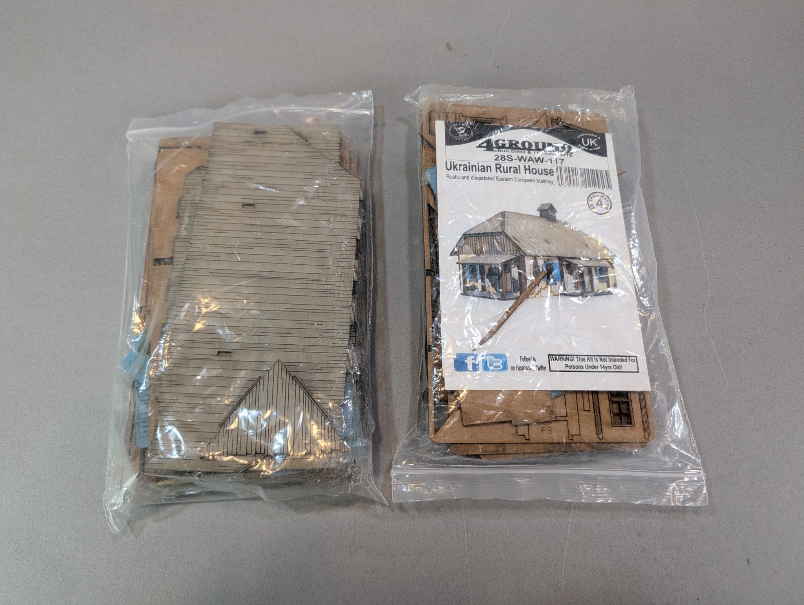 4Ground 28mm Terrain Ukranian Rural House Eastern European Building *READ* Lot