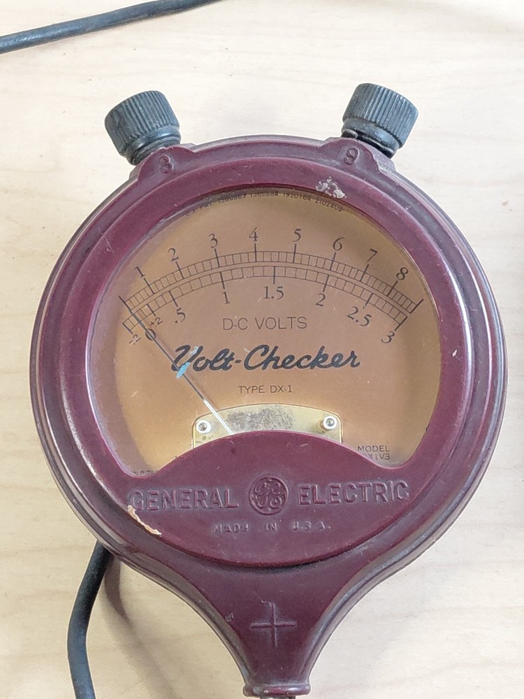 GE Volt Checker Type DX-1 (9V RANGE NOT WORKING) RARE Voltmeter Dk Red Bakelite