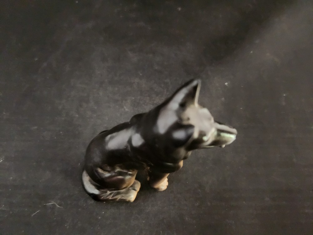 Vintage German Shepherd Sitting Figurine