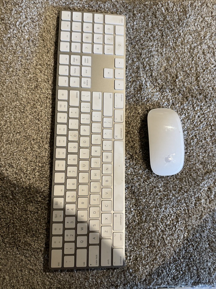 Apple Magic Keyboard 2 A1843 with Magic Mouse 2 -A1657 - White