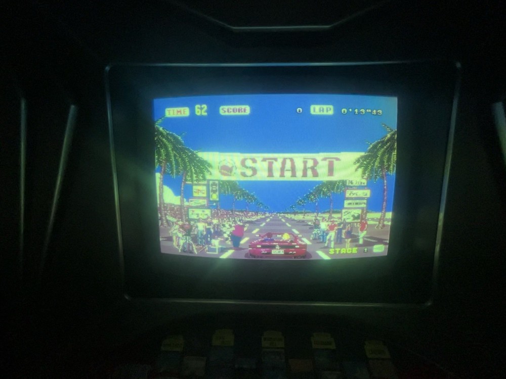 SEGA OUTRUN ARCADE MACHINE